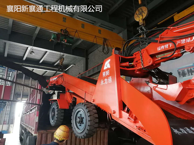 1601428675843501.jpg 扒渣機發車中9-29-1.jpg