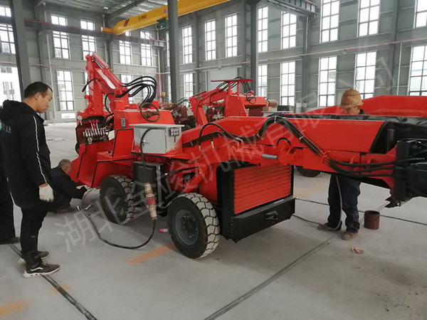 1608083403843839.jpg 輪式皮帶扒渣機2_副本.jpg